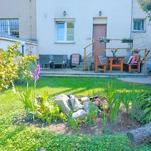 Duplex With Garden Apartment Prag